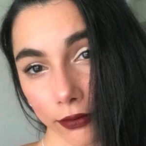 Meet your Posher, Yasmin